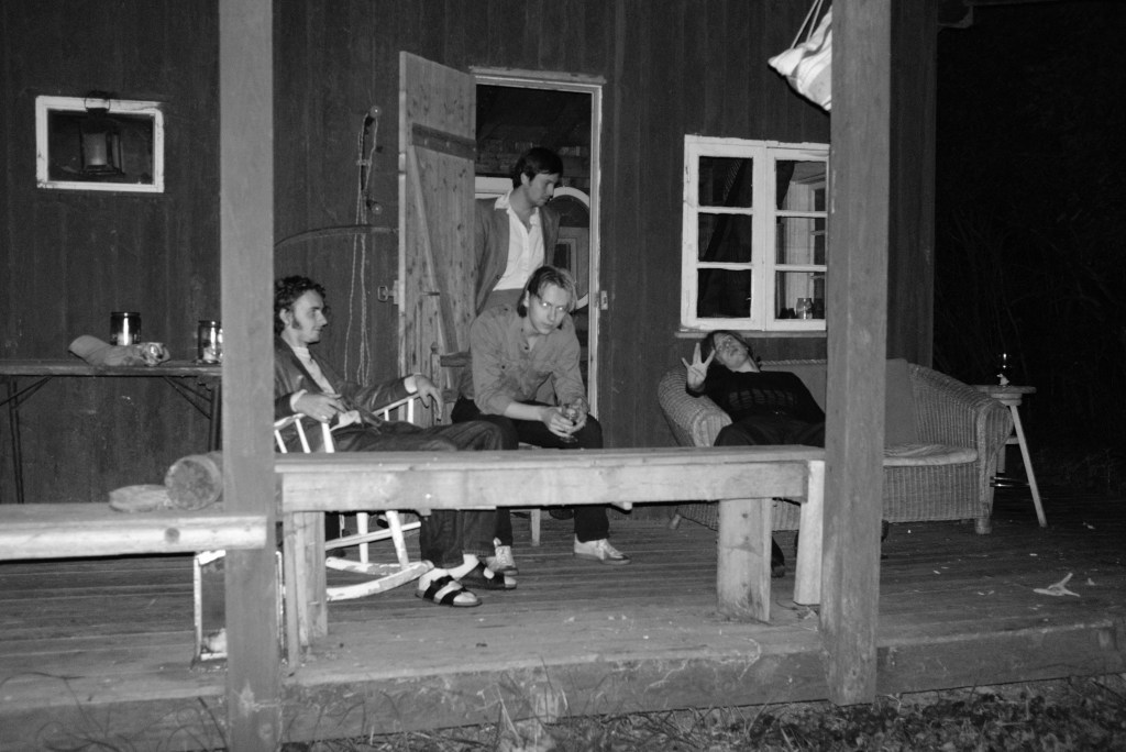 REVIEW: HOMESICKNESS –&nbsp;ANAMNESIS