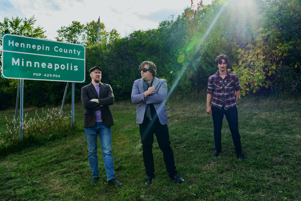 REVIEW: THE DEL-VILES – IT’S JUST A KISS-OFF